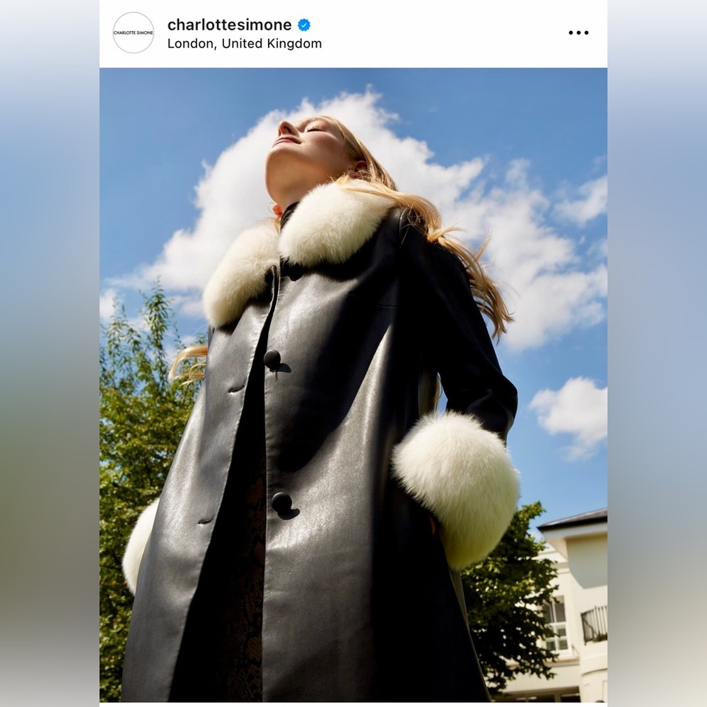 Charlotte Simone Chloe Coat — M